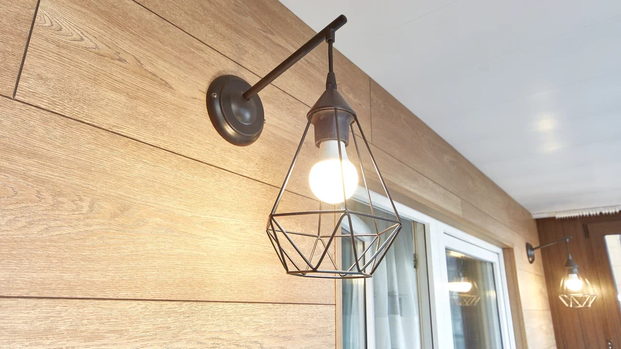 Отделка балконов под ключ в Пушкино